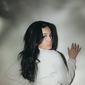 Meet your Posher, Brenda